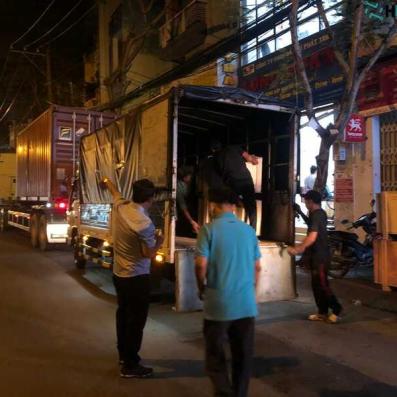 Bốc xếp hàng hóa Đức Hòa Long An